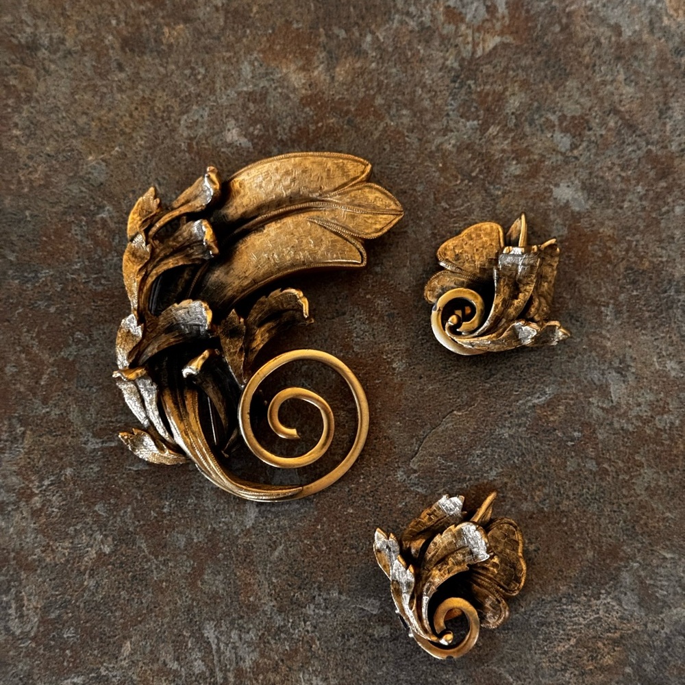 Vintage Large Tortolani Brooch and Clip Earings